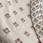 Scarlet rose Quilt