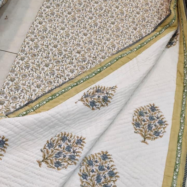 Golden Blossom Quilt